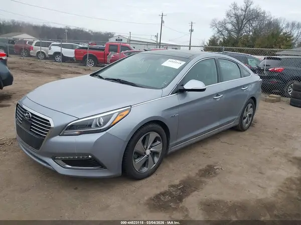 KMHE34L12HA051753 2017 HYUNDAI SONATA - Image 2