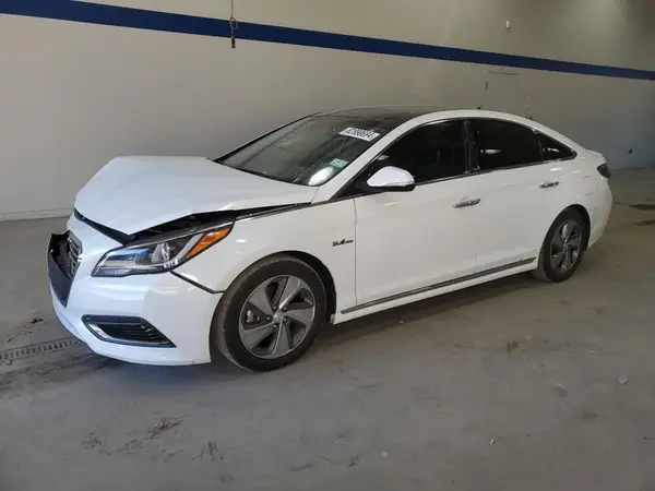 KMHE34L12HA053941 2017 HYUNDAI SONATA - Image 1