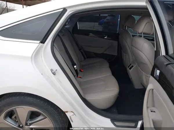 KMHE34L12HA056015 2017 HYUNDAI SONATA - Image 8