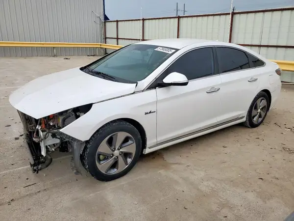 KMHE34L12HA058167 2017 HYUNDAI SONATA - Image 1