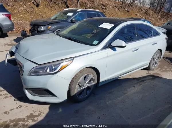 KMHE34L13GA010000 2016 HYUNDAI SONATA - Image 2