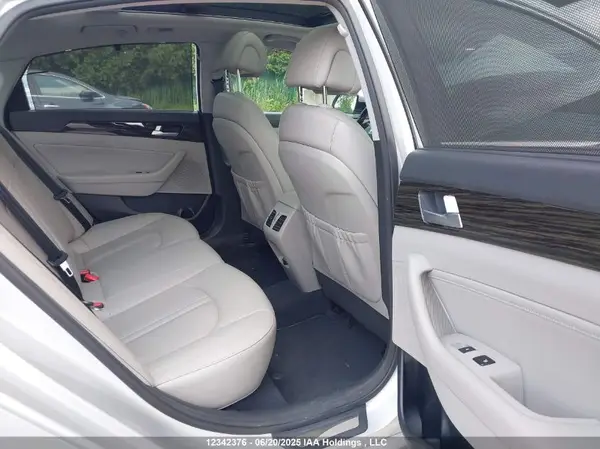 KMHE34L13GA010028 2016 HYUNDAI SONATA - Image 8
