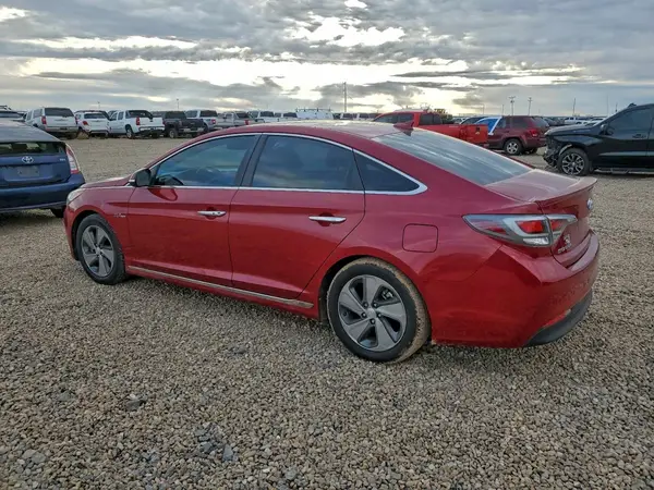 KMHE34L13GA017125 2016 HYUNDAI SONATA - Image 2