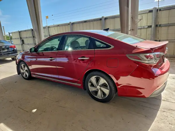 KMHE34L13GA023037 2016 HYUNDAI SONATA - Image 2