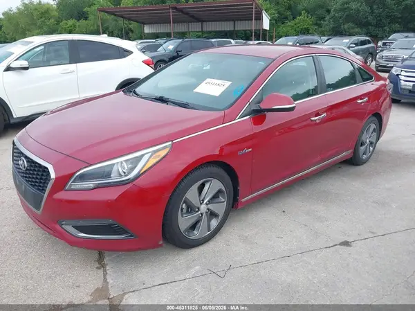 KMHE34L13GA025502 2016 HYUNDAI SONATA - Image 2