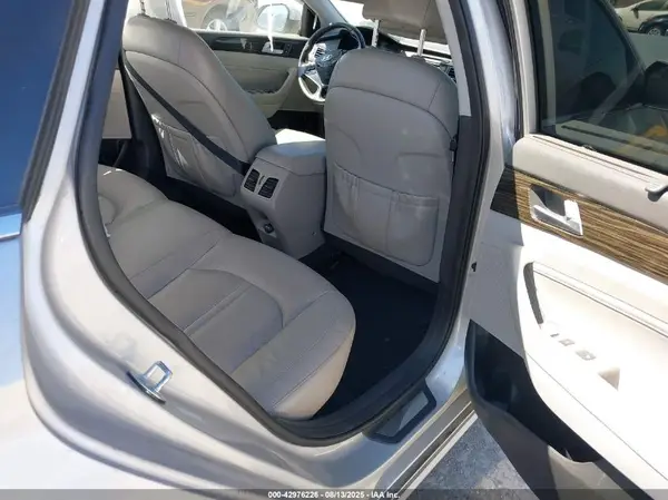 KMHE34L13GA028934 2016 HYUNDAI SONATA - Image 8