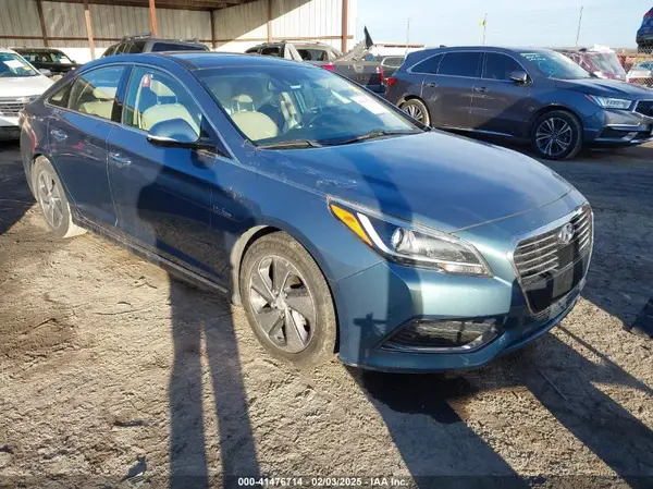 KMHE34L13GA031283 2016 HYUNDAI SONATA - Image 1