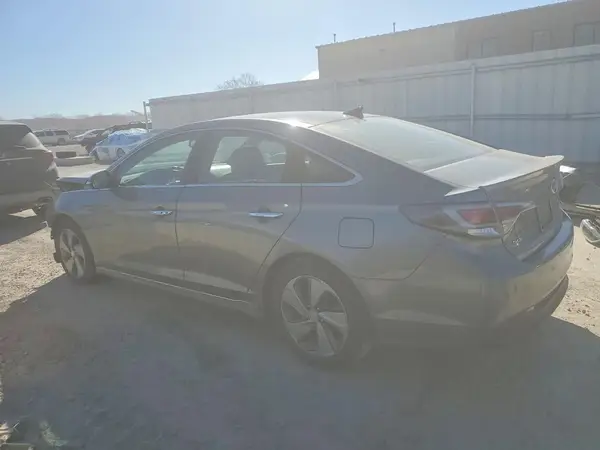 KMHE34L13HA056573 2017 HYUNDAI SONATA - Image 2