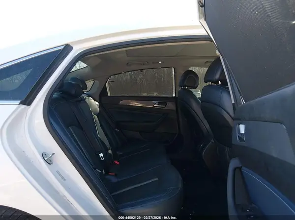 KMHE34L14GA009518 2016 HYUNDAI SONATA - Image 8