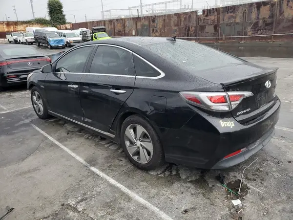 KMHE34L14GA009664 2016 HYUNDAI SONATA - Image 2