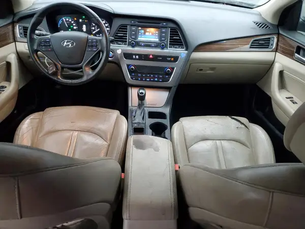 KMHE34L14GA009664 2016 HYUNDAI SONATA - Image 8