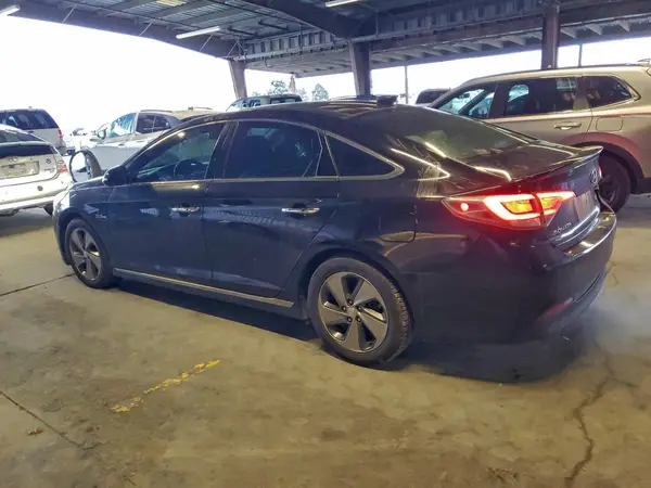 KMHE34L14GA028571 2016 HYUNDAI SONATA - Image 2