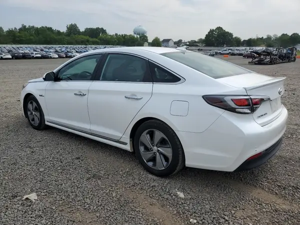 KMHE34L14GA031180 2016 HYUNDAI SONATA - Image 2
