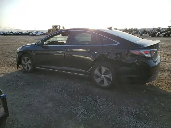 KMHE34L14GA031373 2016 HYUNDAI SONATA - Image 2