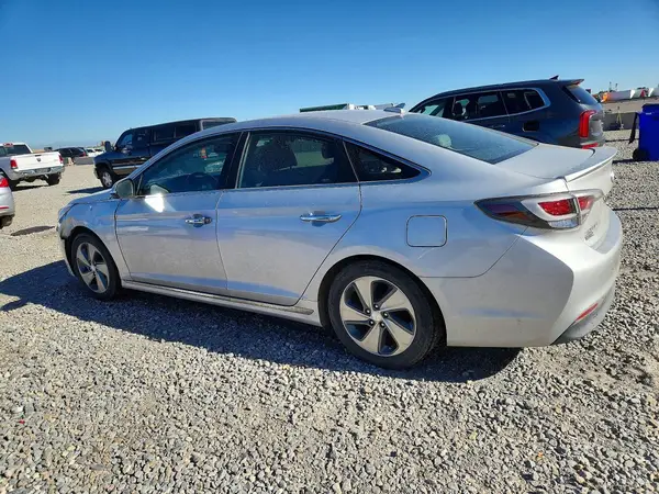 KMHE34L14HA050250 2017 HYUNDAI SONATA - Image 2