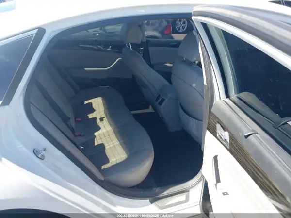 KMHE34L14HA051396 2017 HYUNDAI SONATA - Image 8