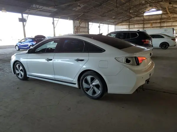 KMHE34L15GA008457 2016 HYUNDAI SONATA - Image 2