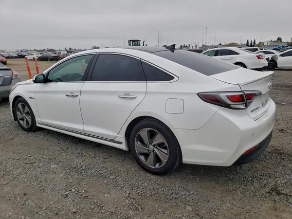 KMHE34L15GA009625 2016 HYUNDAI SONATA - Image 2