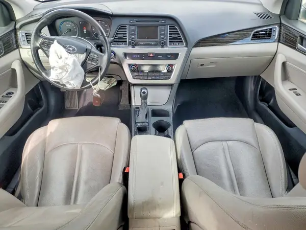 KMHE34L15GA009690 2016 HYUNDAI SONATA - Image 8