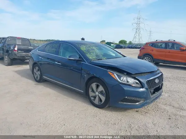 KMHE34L15GA010211 2016 HYUNDAI SONATA - Image 1
