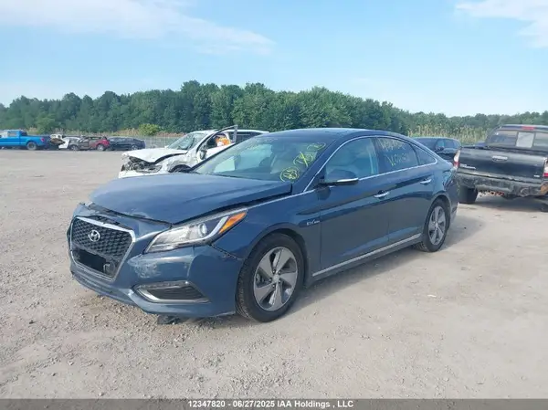 KMHE34L15GA010211 2016 HYUNDAI SONATA - Image 2