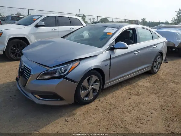 KMHE34L15GA017983 2016 HYUNDAI SONATA - Image 2