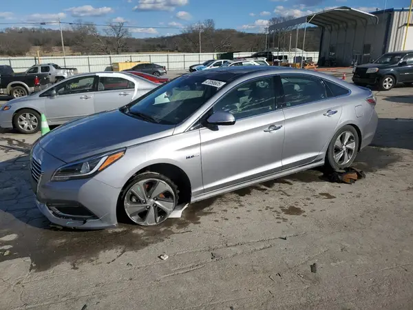 KMHE34L15GA027672 2016 HYUNDAI SONATA - Image 1