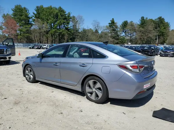 KMHE34L15GA029860 2016 HYUNDAI SONATA - Image 2