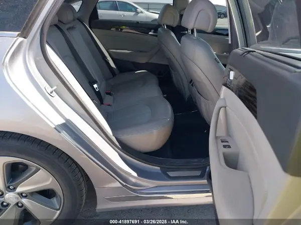KMHE34L15GA030491 2016 HYUNDAI SONATA - Image 8