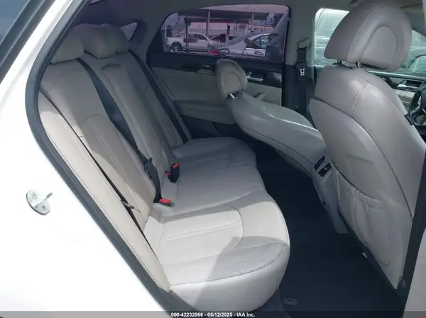 KMHE34L15GA030667 2016 HYUNDAI SONATA - Image 8