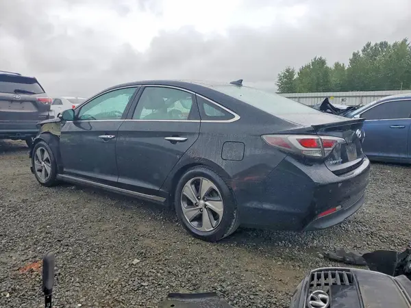 KMHE34L15GA033410 2016 HYUNDAI SONATA - Image 2