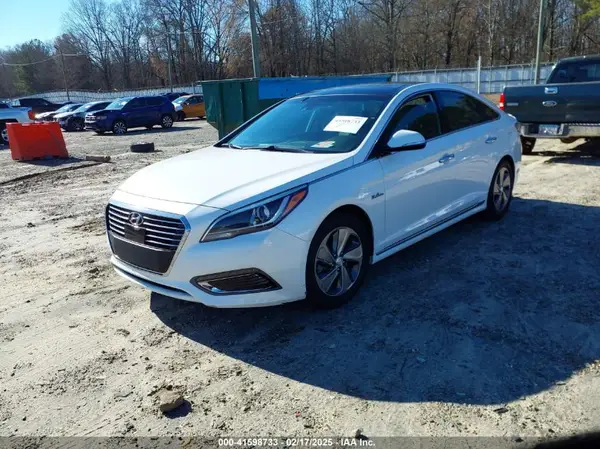 KMHE34L15HA051021 2017 HYUNDAI SONATA - Image 2