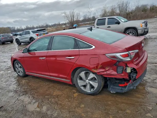 KMHE34L16GA008631 2016 HYUNDAI SONATA - Image 2