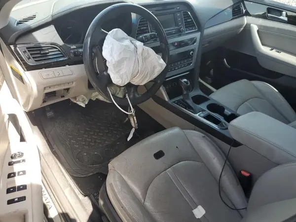 KMHE34L16GA019094 2016 HYUNDAI SONATA - Image 8