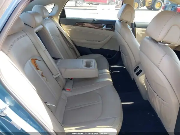 KMHE34L16GA019435 2016 HYUNDAI SONATA - Image 8