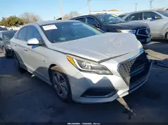 KMHE34L16GA030421 2016 HYUNDAI SONATA