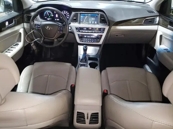KMHE34L16GA032041 2016 HYUNDAI SONATA - Image 8