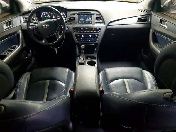 KMHE34L16HA050895 2017 HYUNDAI SONATA - Image 8