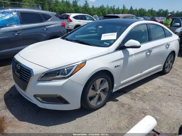KMHE34L16HA051416 2017 HYUNDAI SONATA - Image 2