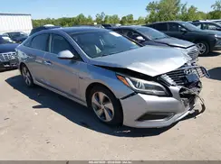 KMHE34L16HA054882 2017 HYUNDAI SONATA