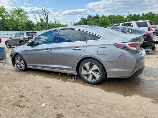 KMHE34L16HA060245 2017 HYUNDAI SONATA - Image 2
