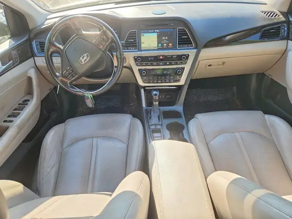 KMHE34L17GA008752 2016 HYUNDAI SONATA - Image 8