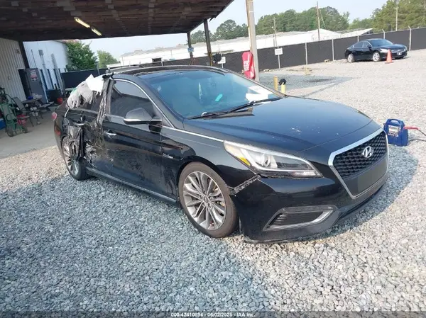 KMHE34L17GA017631 2016 HYUNDAI SONATA - Image 1