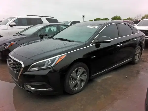 KMHE34L17GA018097 2016 HYUNDAI SONATA - Image 1