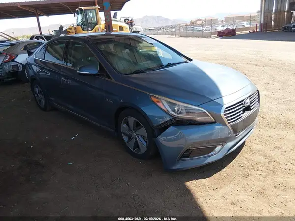 KMHE34L17GA026281 2016 HYUNDAI SONATA - Image 1