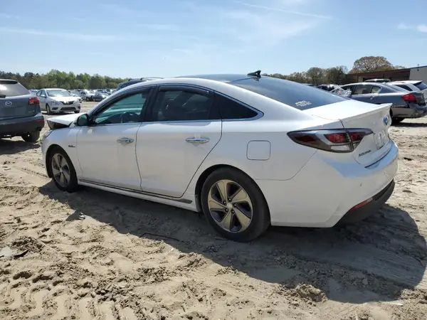 KMHE34L17GA026460 2016 HYUNDAI SONATA - Image 2
