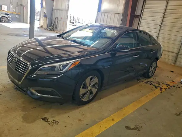 KMHE34L17GA027365 2016 HYUNDAI SONATA - Image 1