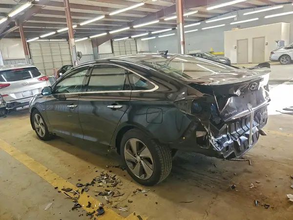 KMHE34L17GA027365 2016 HYUNDAI SONATA - Image 2