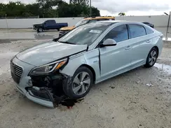 KMHE34L17GA027432 2016 HYUNDAI SONATA