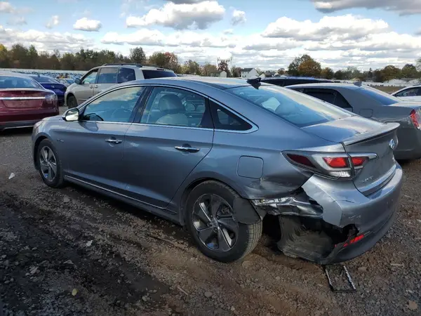 KMHE34L17GA033800 2016 HYUNDAI SONATA - Image 2